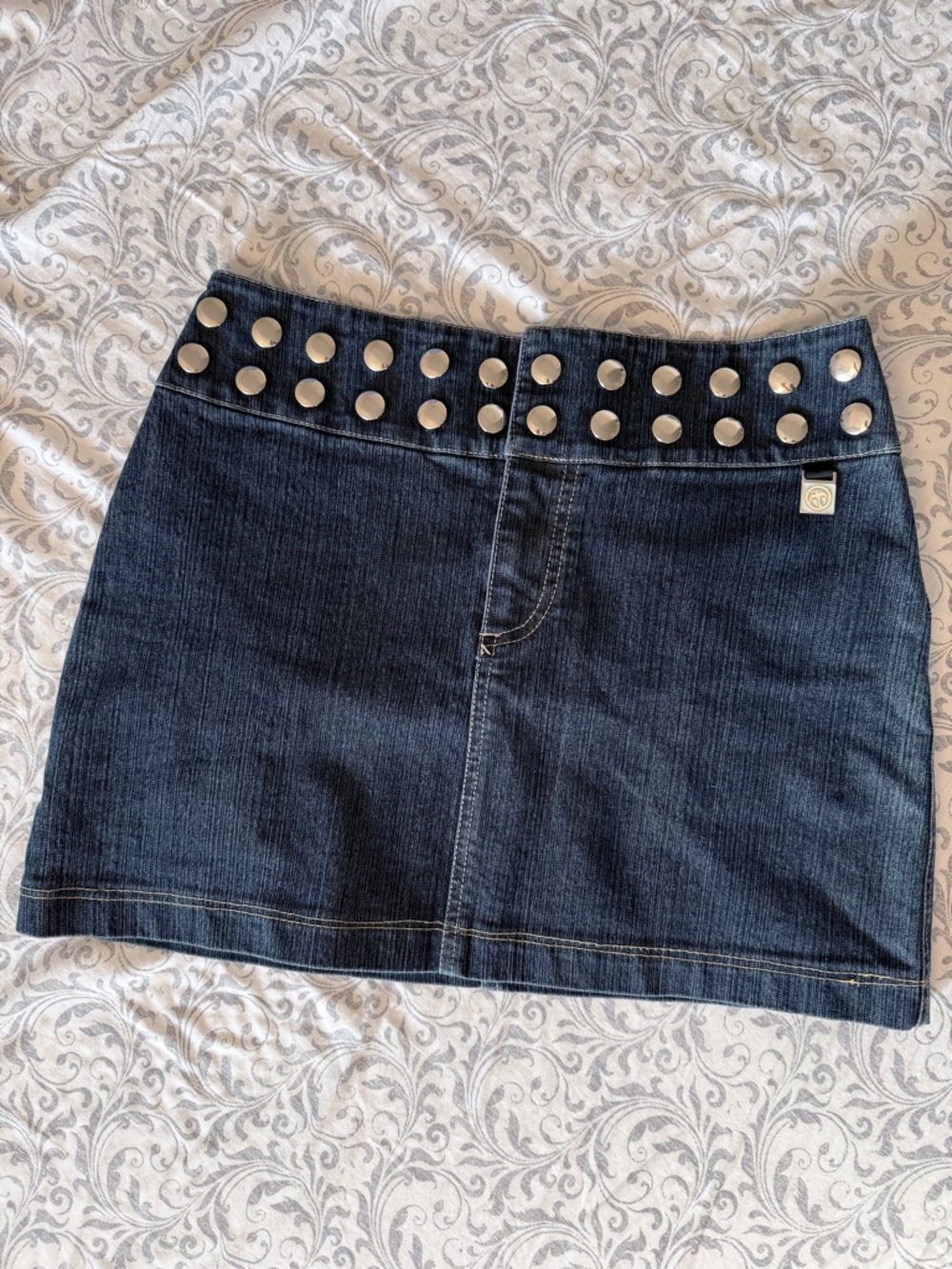 FLOSPORT Y2K Dark Blue Denim Mini Skirt with Stud Detail